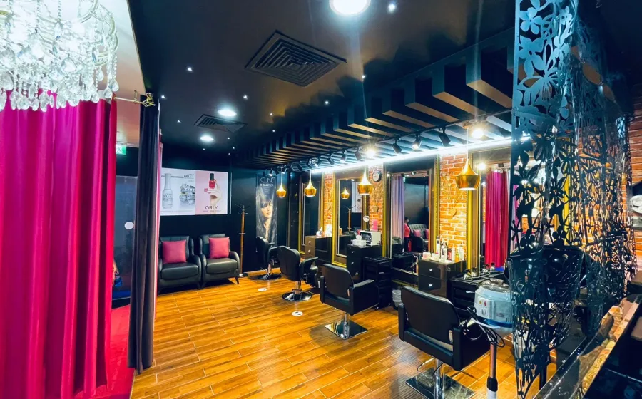 Pink Blink The Beauty Lounge website preview
