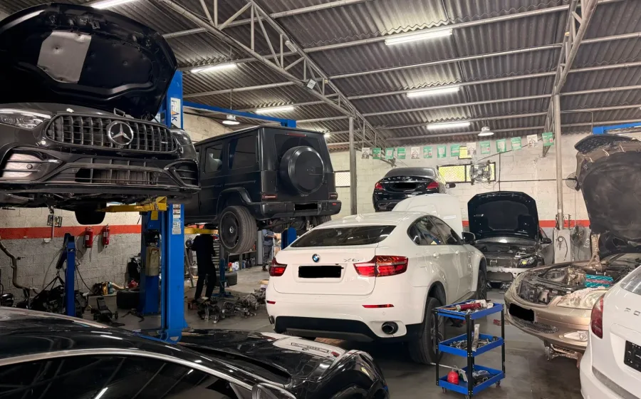 Muhammad Asghar Garage website preview
