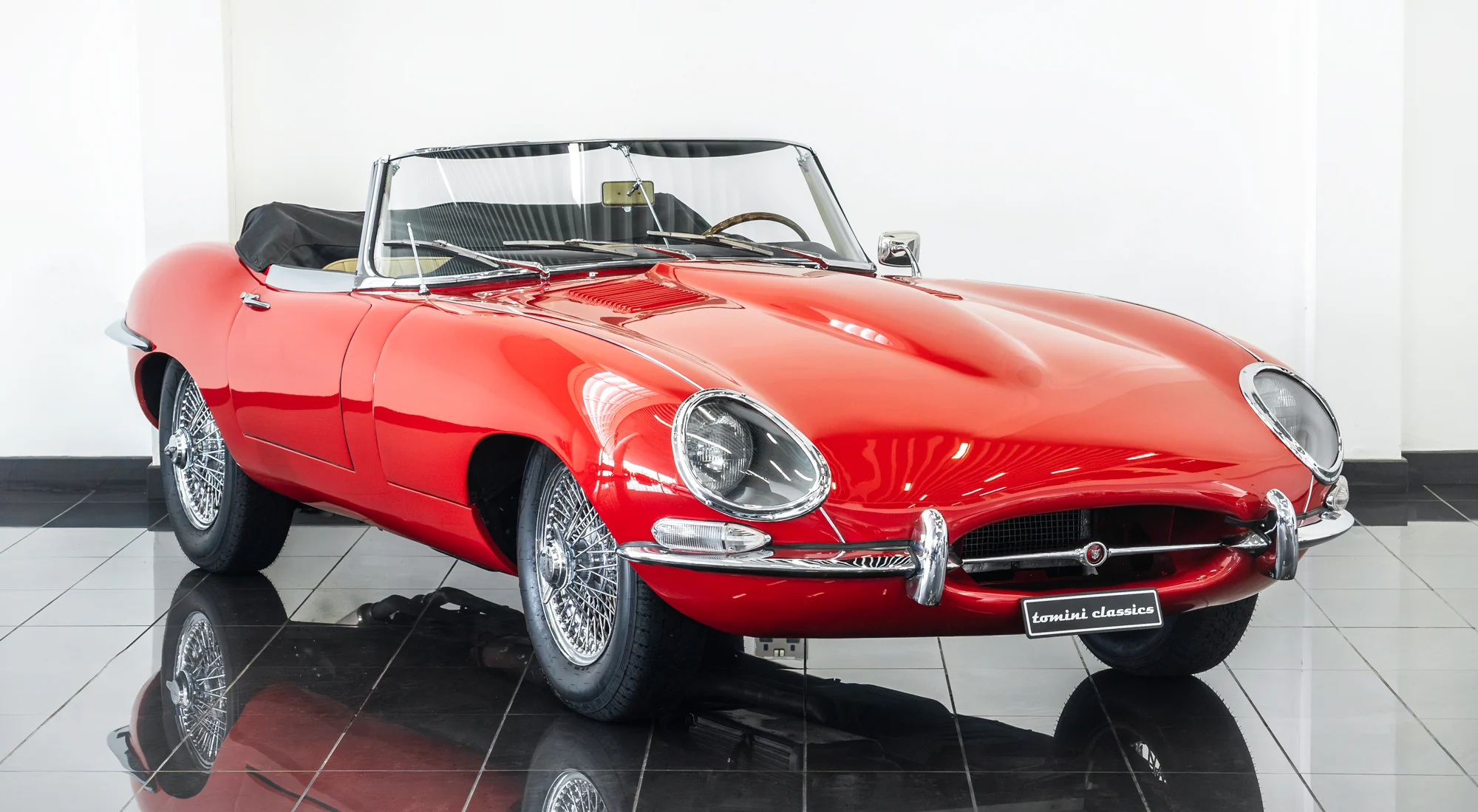 1967 Jaguar E-Type Series 1 4.2 Roadster in the Tomini gallery