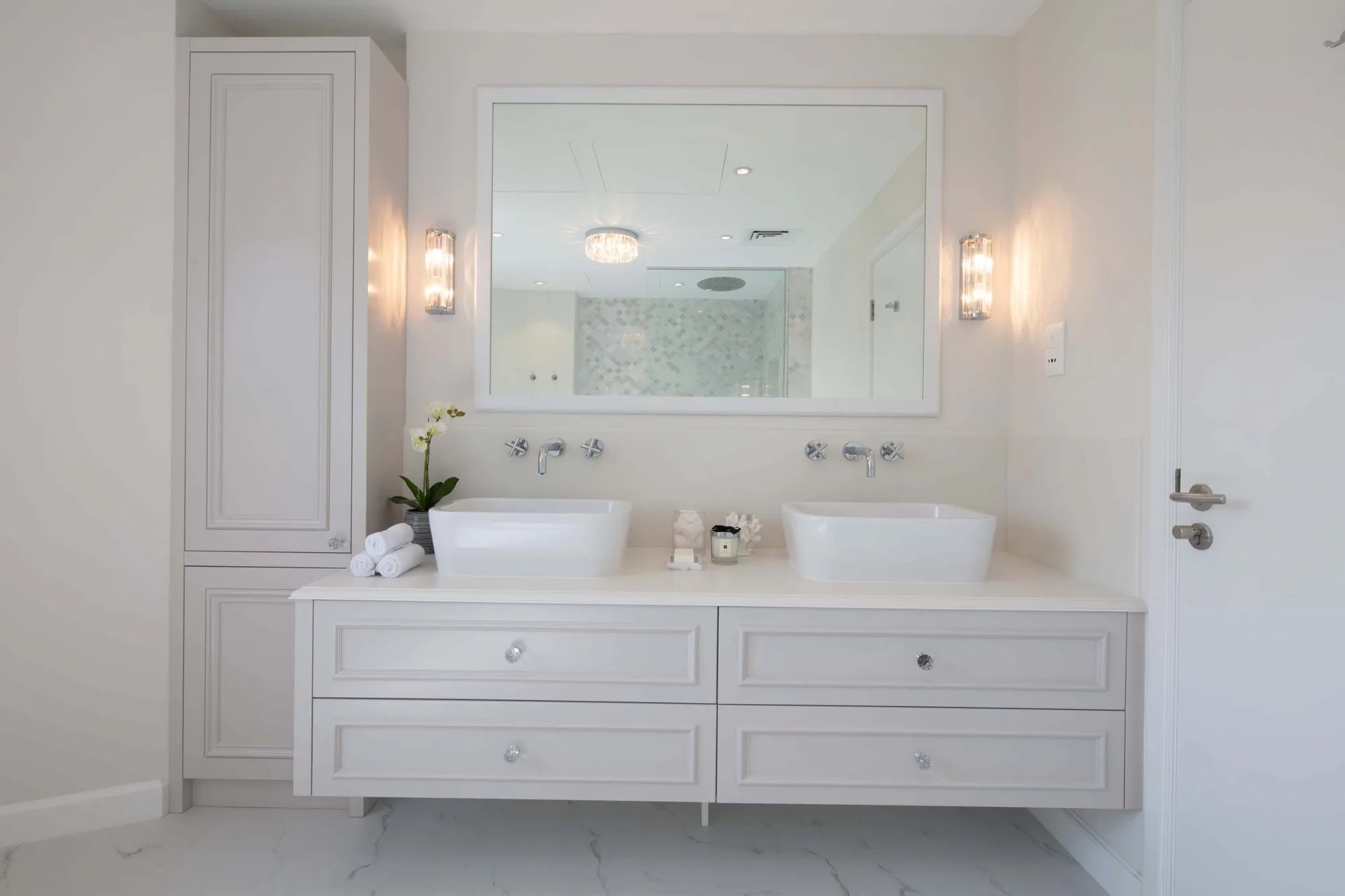 Symmetrical bathroom vanity, Arabian Ranches