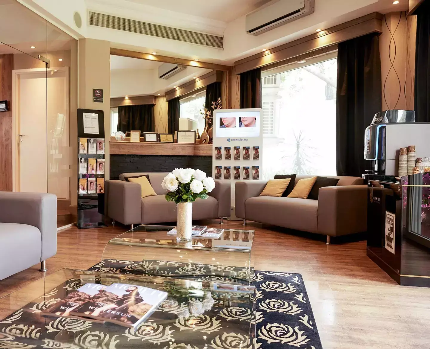 Clinic lounge