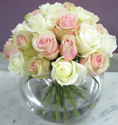 Golden and white mixed flower arrangement