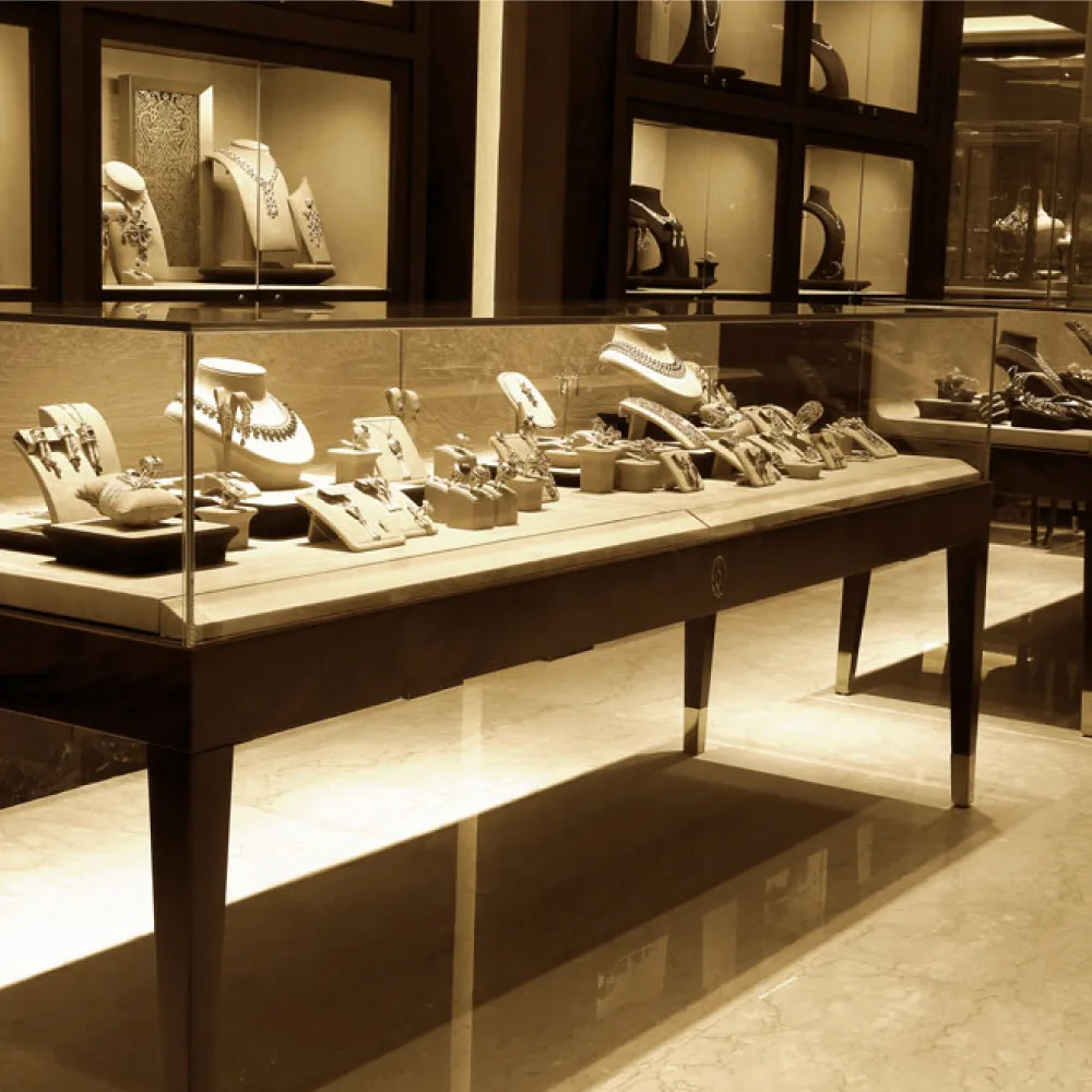 Devji Aurum boutique display case