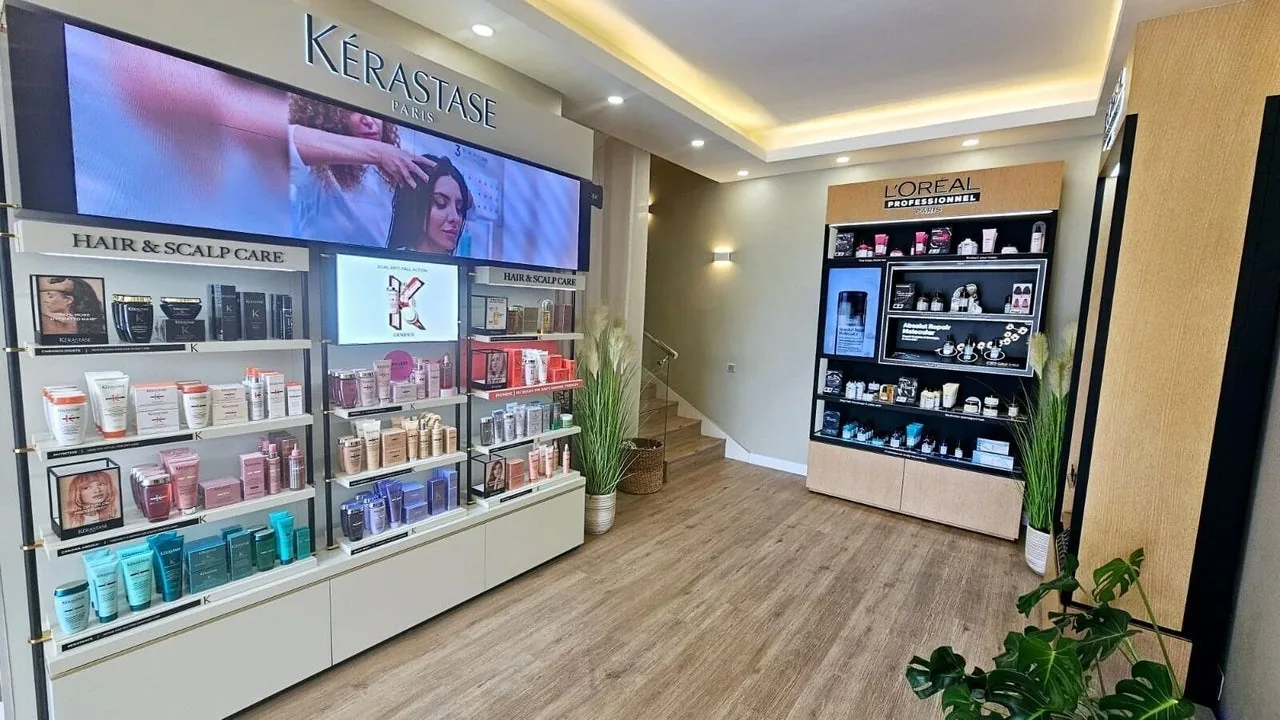 Kérastase shelf
