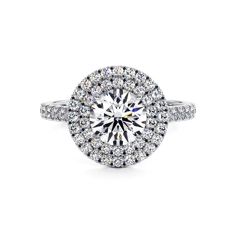 Double-halo diamond ring from the Ma vie collection