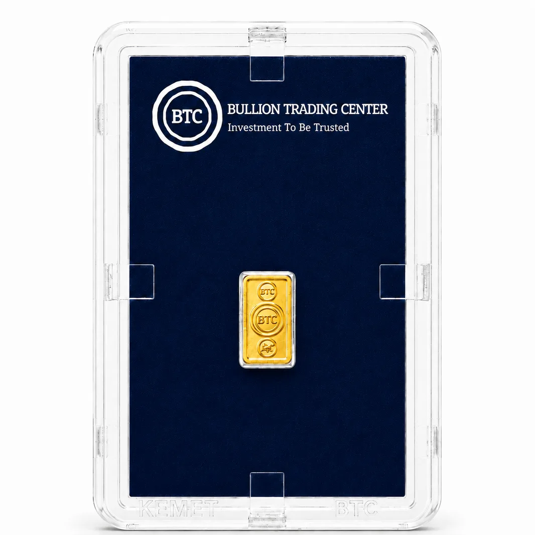BTC 0.5 gram gold bar in display case