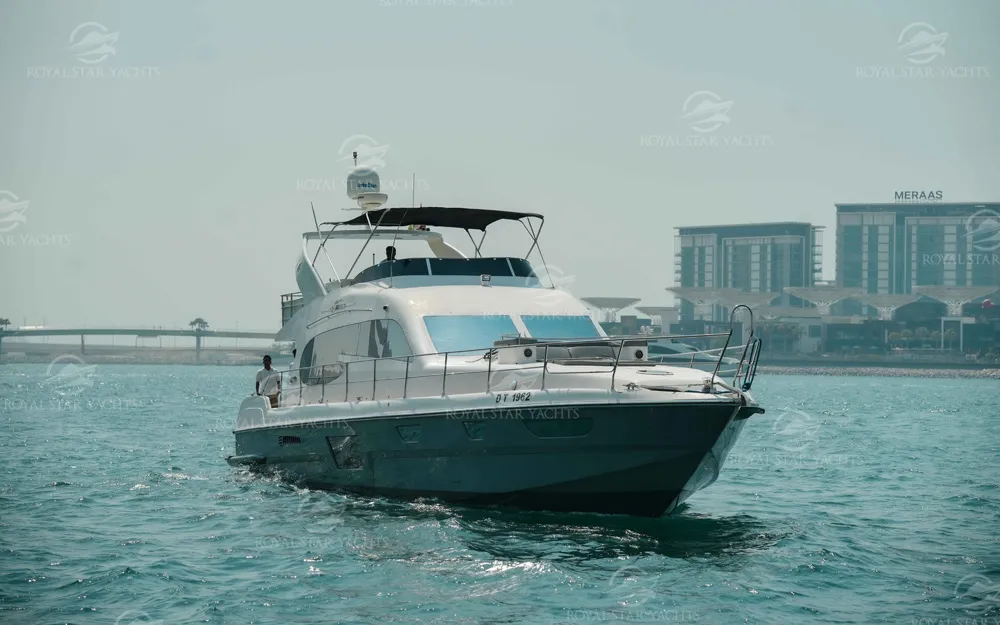 Sightseeing tour past Dubai landmarks
