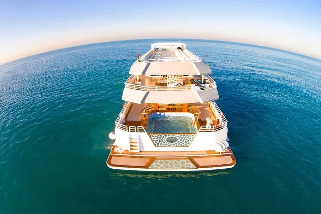 155ft Desert Rose super-yacht
