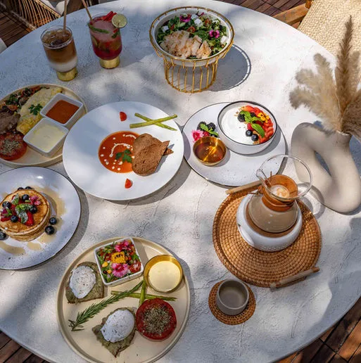 Mezze plates and small sharing dishes at La Letizia