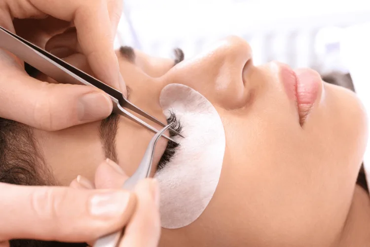 Eyelash extension application
