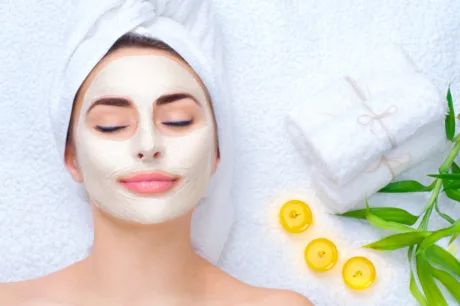 Relaxing facial treatment