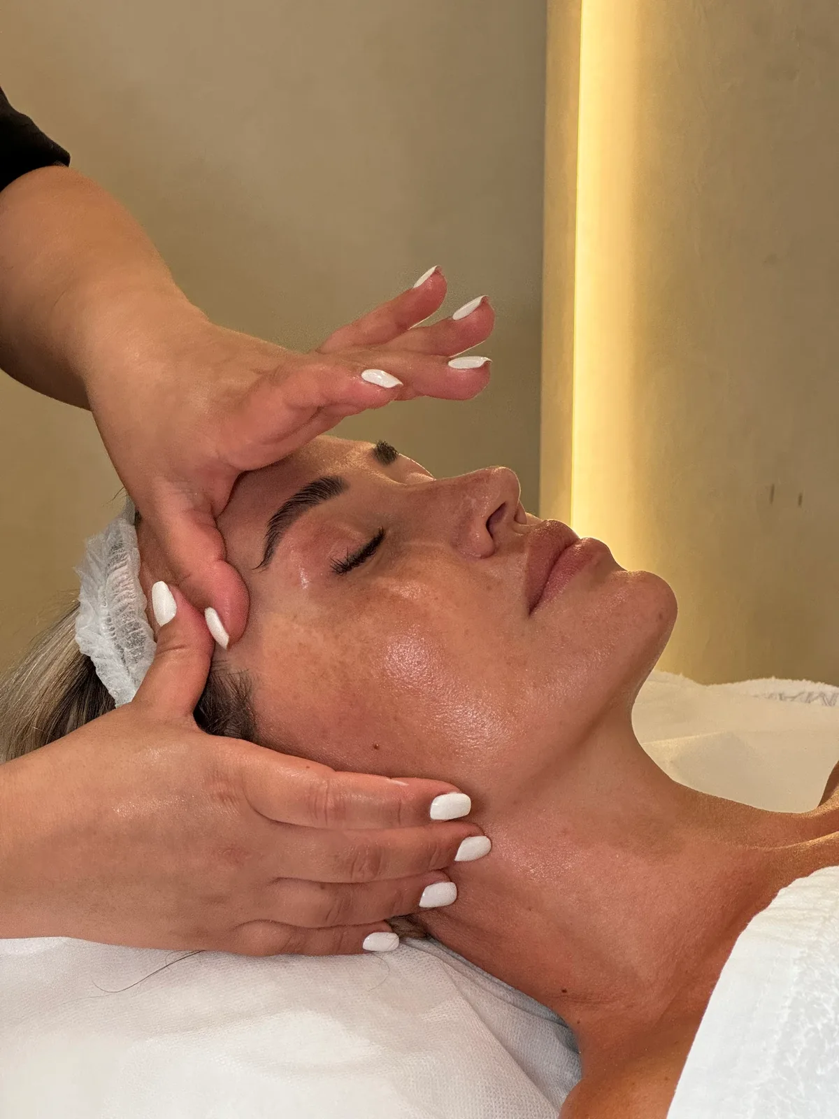 A relaxing facial treatment in progress