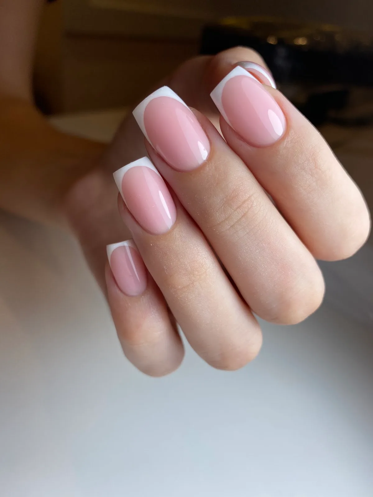 Square French manicure in pink and white