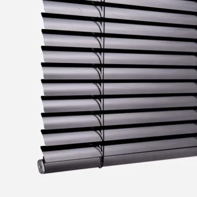 Aluminium venetian blinds