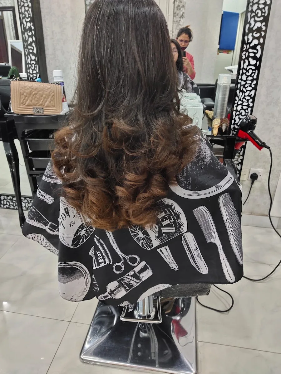 Salon interior