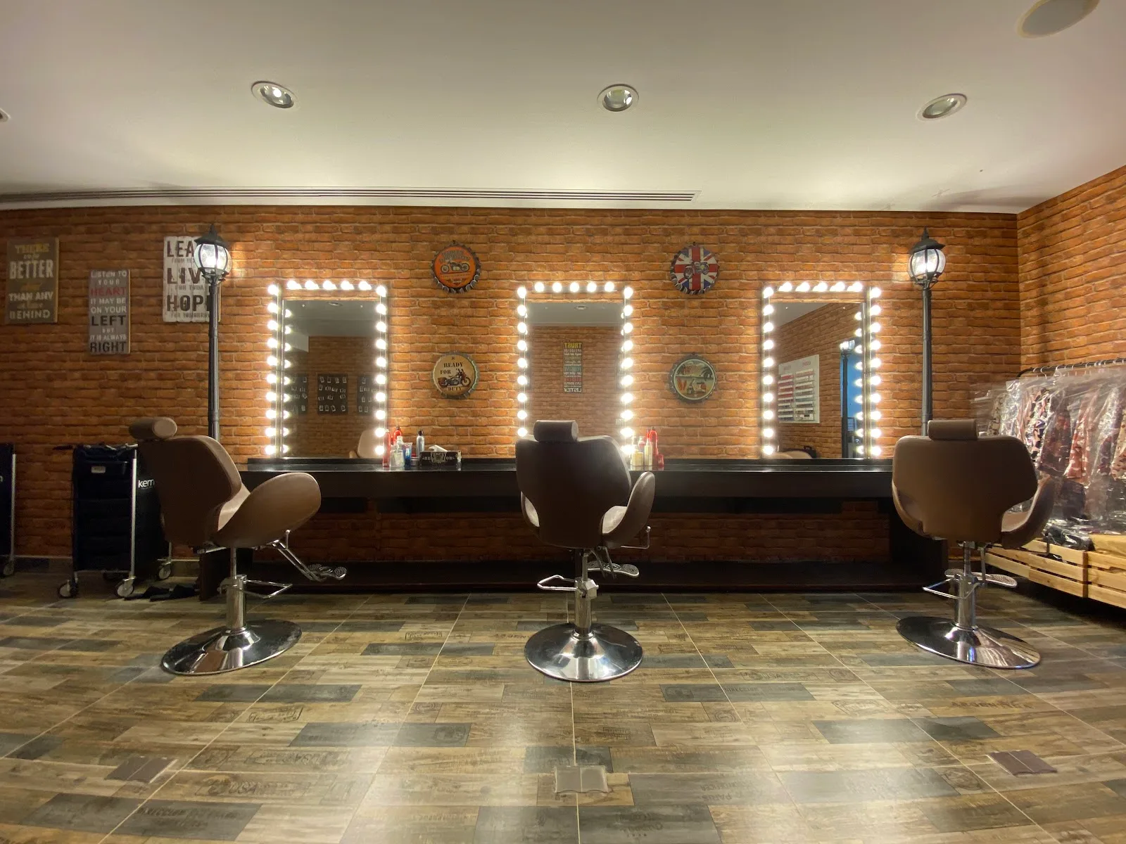 Styling stations with vanity mirrors at The S