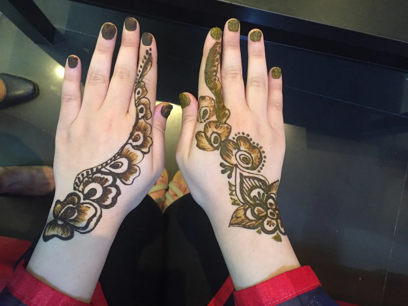 Traditional floral henna mehndi