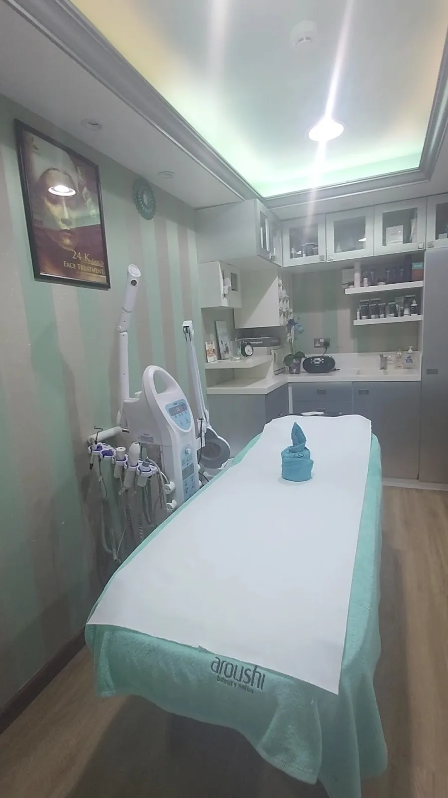 Facial treatment room at Aroushi Beauty Salon