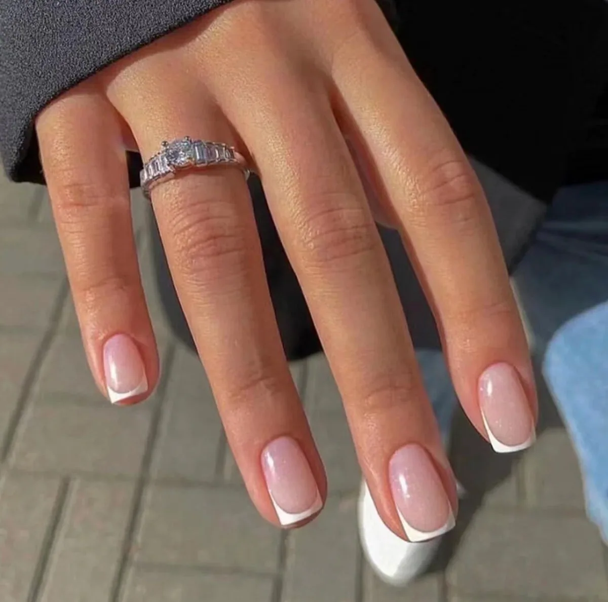 Glossy French manicure