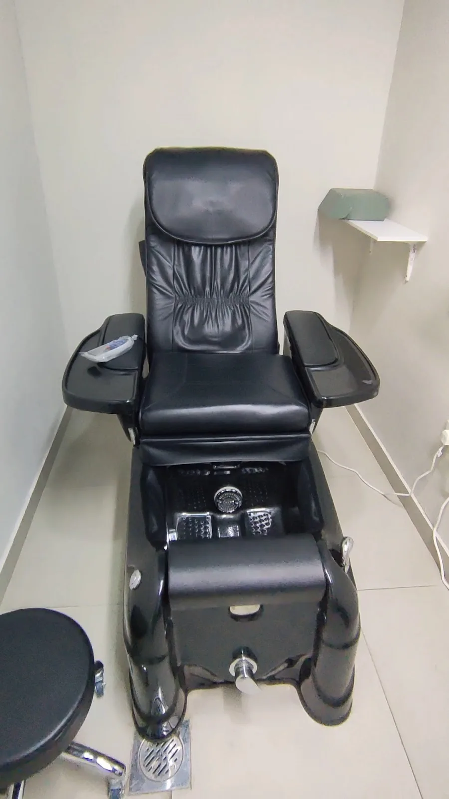 Manicure and pedicure station at FIX8 Gents Salon