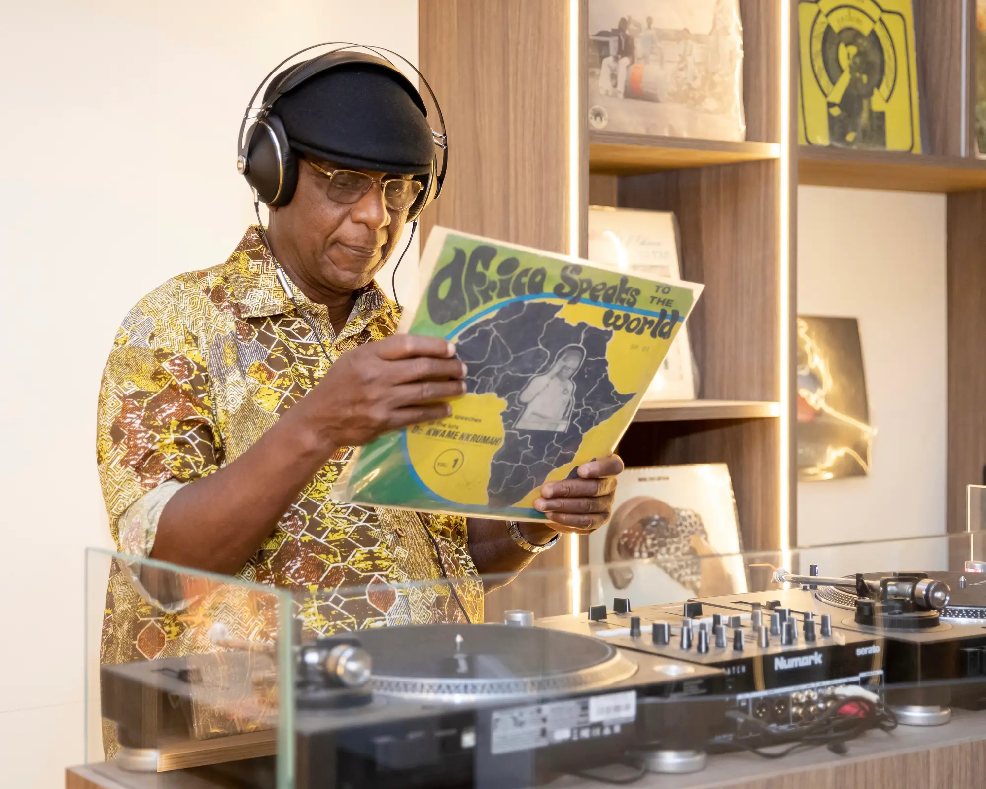 Vinyl listening