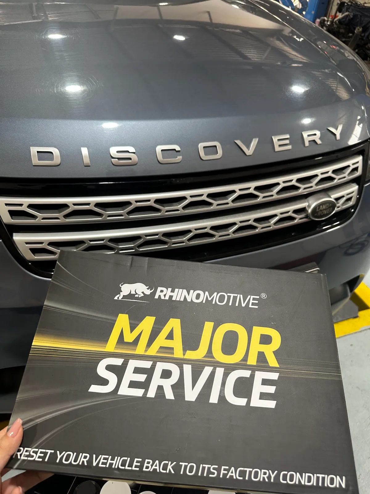 Major service being carried out on a Land Rover Discovery