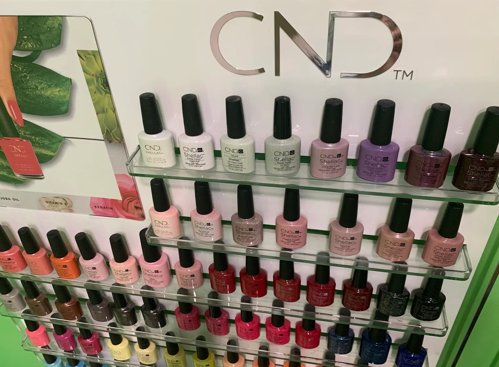 CND Shellac colour bar