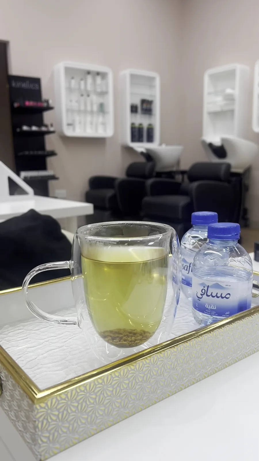 Treatment area and wash stations at Bella22