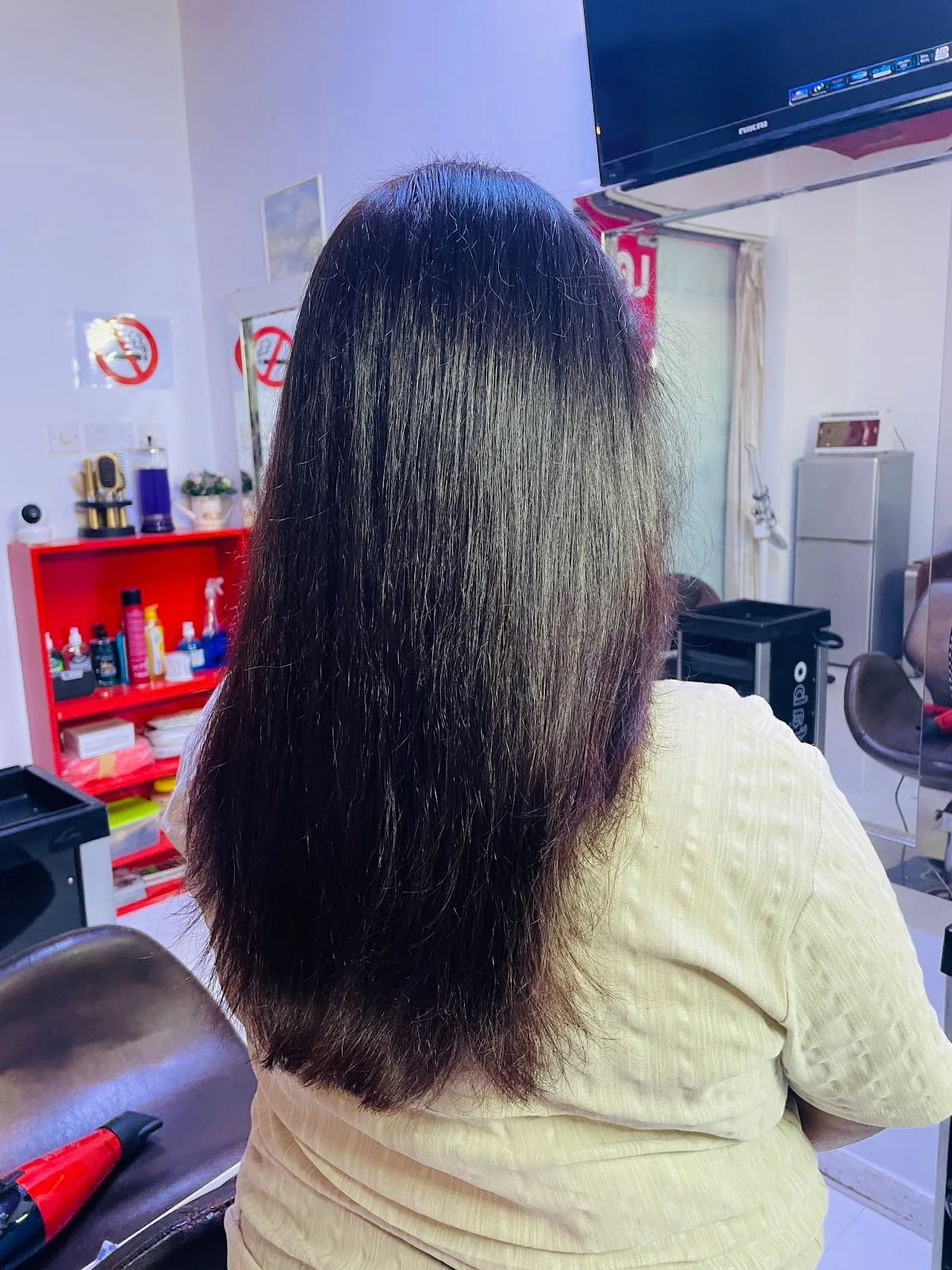 Long layered hair with shine