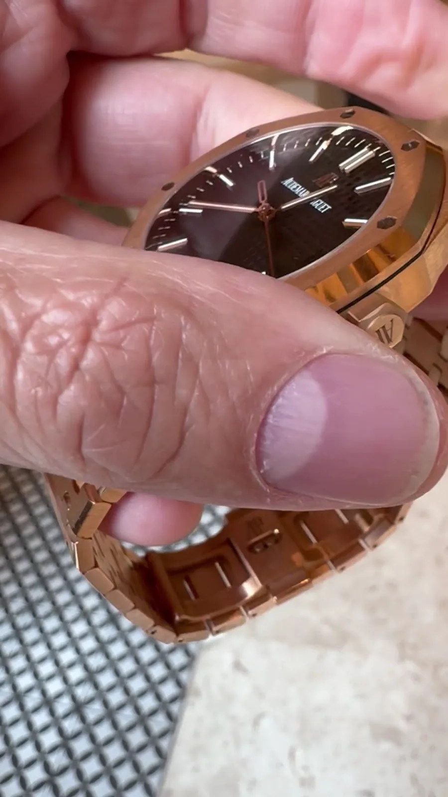 Rose-gold automatic watch — Be on Time Watches, Deira